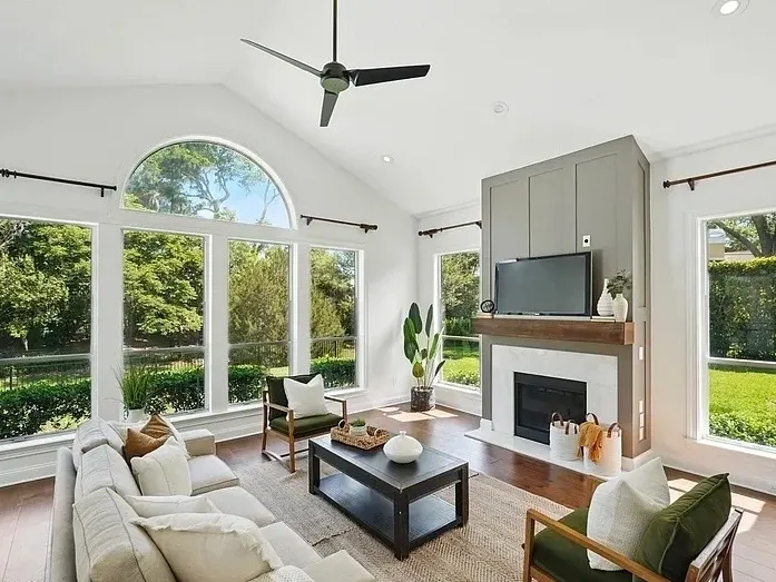 Star Staging & Design